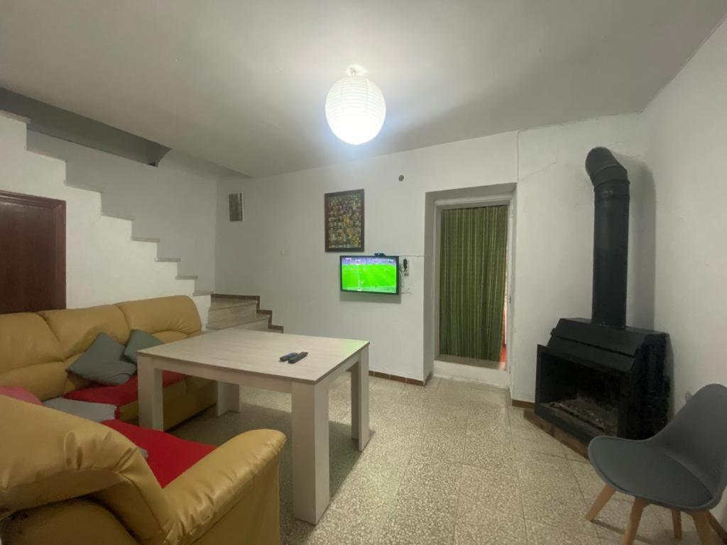 Vila Casa Chiqui Zahara De La Sierra Exteriér fotografie